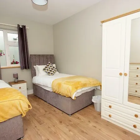 Kerry Air Apartment *