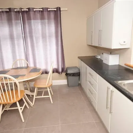 Kerry Air Apartment